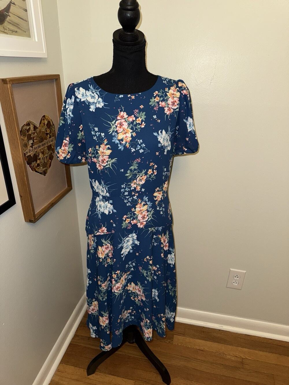 LOFT Dress Womens 4 Blue Floral Print Short Sleeve Midi Dress Fairy Flared